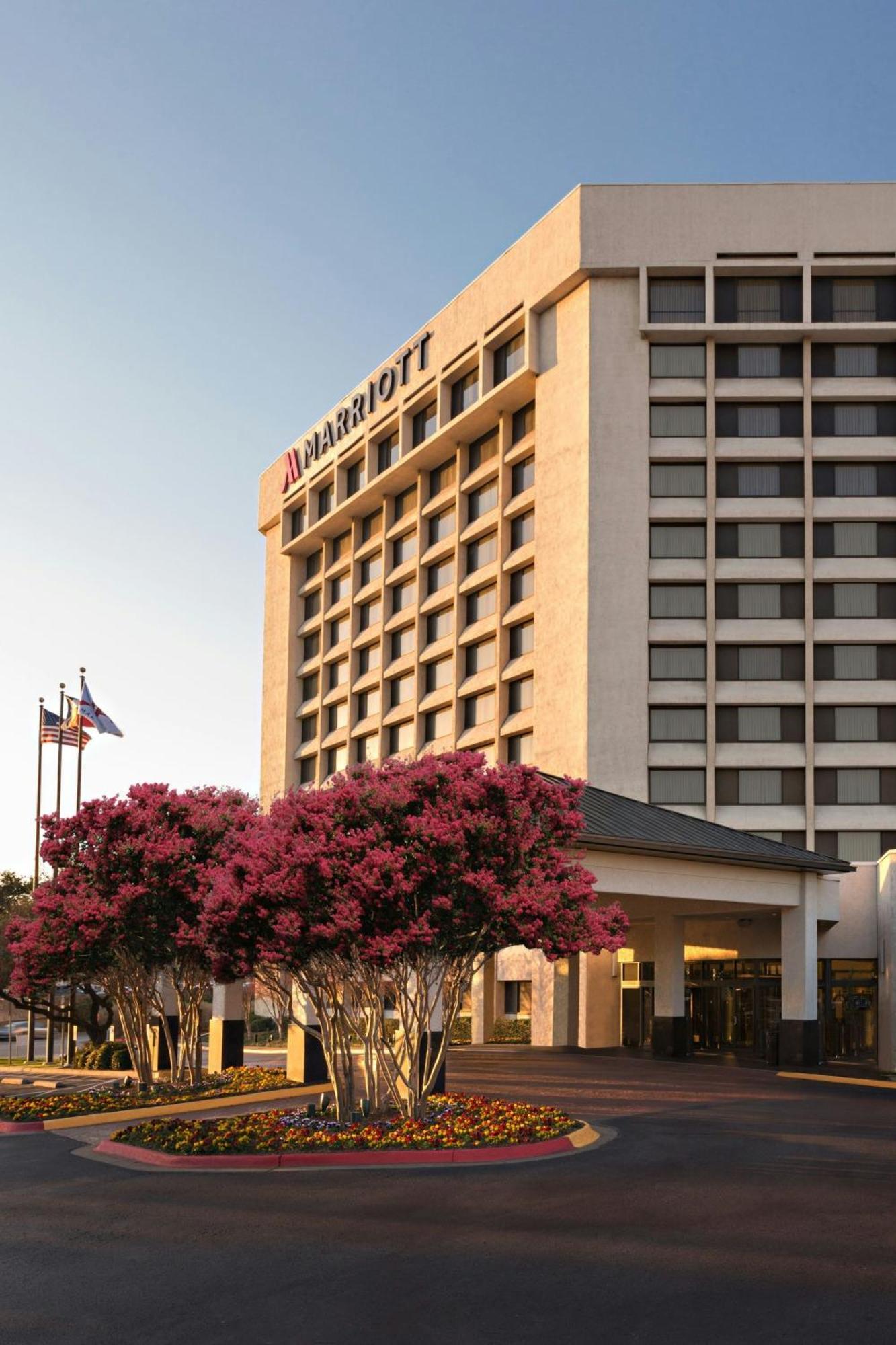 Dallas-Addison Marriott Quorum By The Galleria Exterior foto